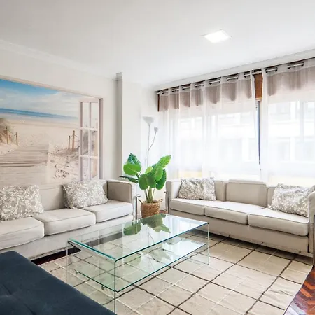 Precioso Y Luminoso Apartamento Calle Garcia Camba Appartamento