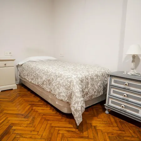 Precioso Y Luminoso Apartamento Calle Garcia Camba *
