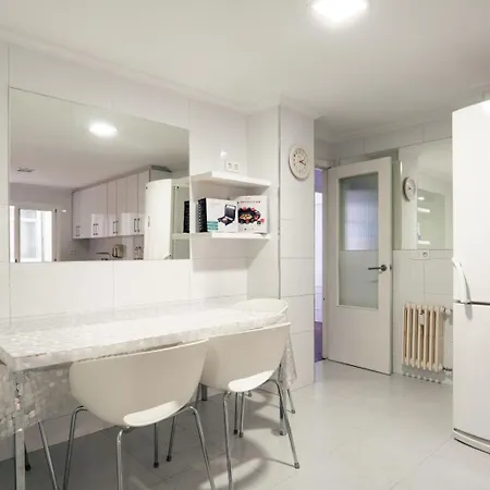 Precioso Y Luminoso Apartamento Calle Garcia Camba *